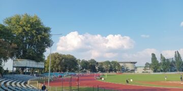 Mityng lekkoatletyczny "Winobranie 2025": zacięta rywalizacja młodych sportowców 1 Mityng lekkoatletyczny "Winobranie 2025": zacięta rywalizacja młodych sportowców Radio Zachód - Lubuskie