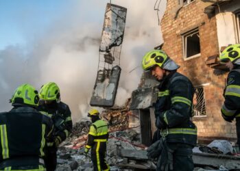 Zniszczenia w Kijowie (zdj. ilustracyjne) Fot. PAP/Vladyslav Musiienko