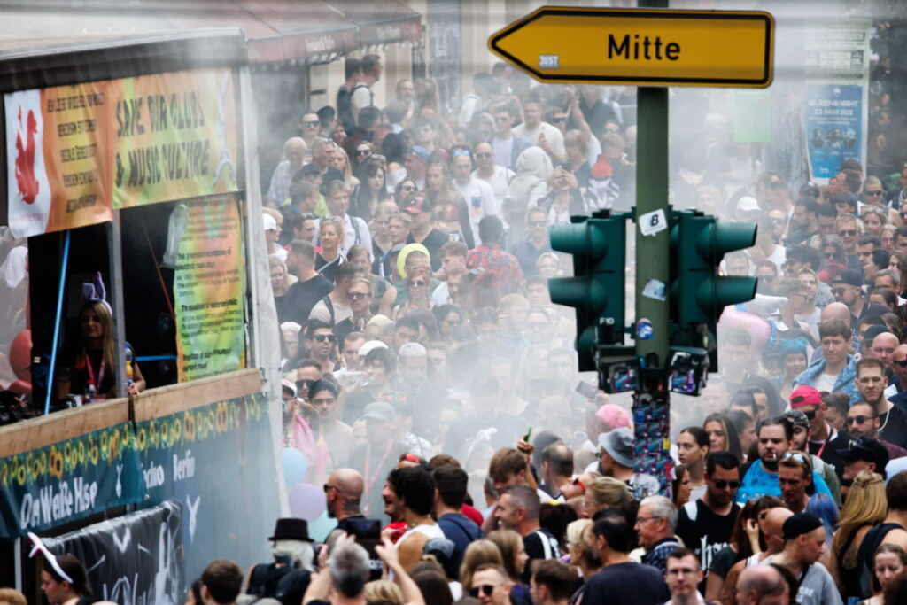 „Times”: Więcej Polaków opuściło Niemcy niż do nich przyjechało; przyczyna: rozwój Polski EPA/CLEMENS BILAN Dostawca: PAP/EPA