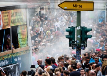 „Times”: Więcej Polaków opuściło Niemcy niż do nich przyjechało; przyczyna: rozwój Polski 13 EPA/CLEMENS BILAN Dostawca: PAP/EPA