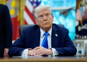 USA - nowe, horrendalne opłaty za wizy pracownicze 13 Donald Trump (PAP/EPA/Aaron Schwartz / POOL)