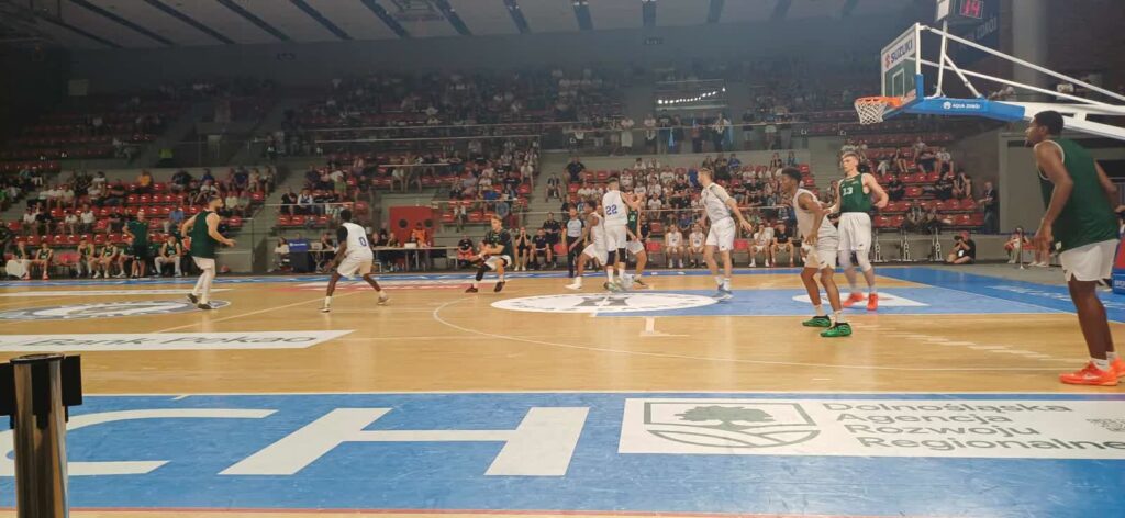 Gra falowała, ale Zastal wygrał sparing z Górnikiem Wałbrzych Gra falowała, ale Zastal wygrał sparing z Górnikiem Wałbrzych Radio Zachód - Lubuskie