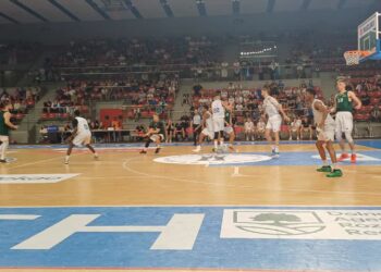 Gra falowała, ale Zastal wygrał sparing z Górnikiem Wałbrzych 12 Gra falowała, ale Zastal wygrał sparing z Górnikiem Wałbrzych Radio Zachód - Lubuskie