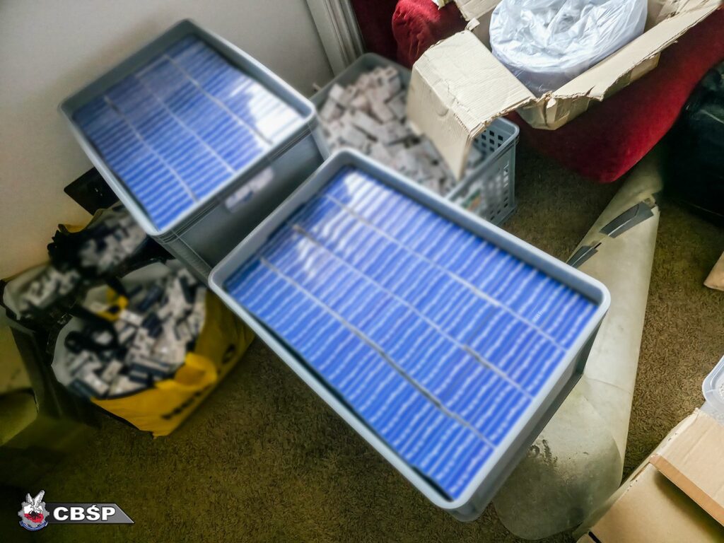 CBŚP zlikwidowało największą nielegalną fabrykę fałszywych leków w Polsce [GALERIA ZDJĘĆ] Radio Zachód - Lubuskie