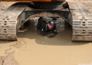 To oni stworzyli historię jednostki GROM. Po raz trzynasty uczestniczyli w biegu "Siła i Honor" 14 CZERWONY BÓR GROM CHALLENGE. Fot. PAP/Artur Reszko