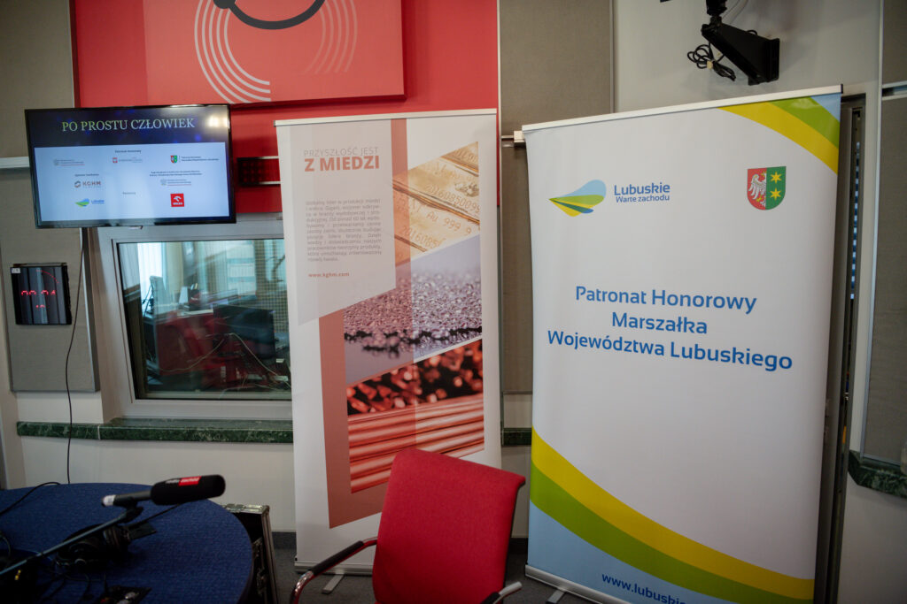 "Subiektywna historia polskiego reportażu radiowego". Sesja dziennikarska z udziałem nominowanych i jury konkursu na reportaż [GALERIA ZDJĘĆ] Radio Zachód - Lubuskie