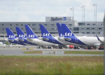 Samoloty na lotnisku Oslo-Gardermoen, fot. PAP/EPA/NTB/BEATE OMA DAHLE