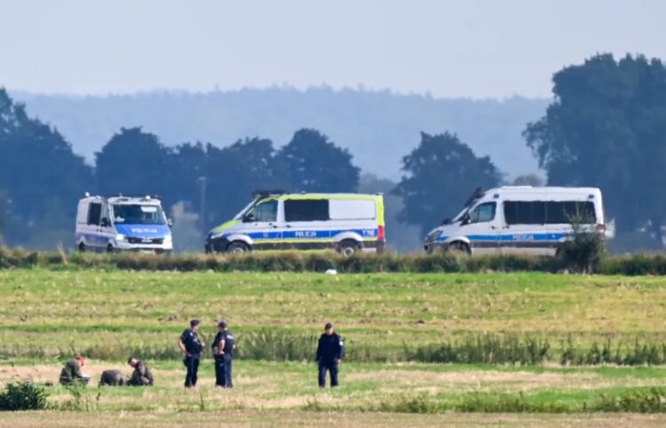 Według informacji wojska mogło dojść do 21 naruszeń polskiej przestrzeni powietrznej 9 MIEJSCE UPADKU DRONA. Fot. PAP/Wojtek Jargiło
