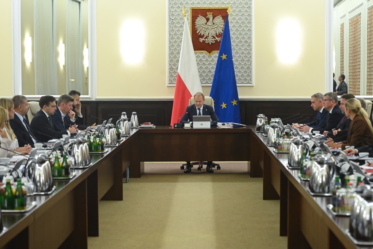 Zawiadomienie do prokuratury na Morawieckiego i Rau ws. polityki wizowej