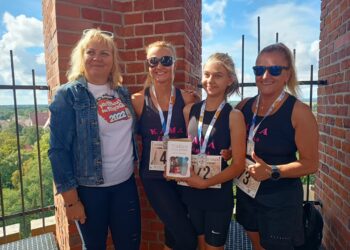 Ruszyły zapisy na „Drużynowy bieg na wieżę z książką” 16 fot. K.Gonera