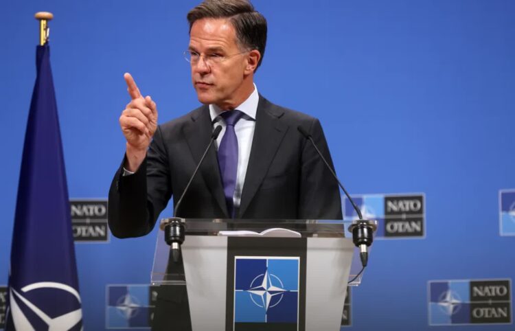 Mark Rutte Fot. PAP/EPA/OLIVIER HOSLET