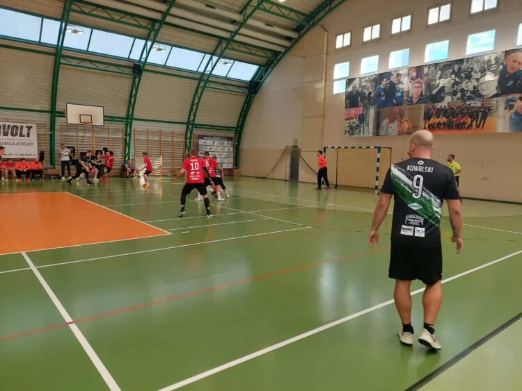 Trzecia wygrana Trójki Nowa Sól w I lidze piłkarzy ręcznych Radio Zachód - Lubuskie