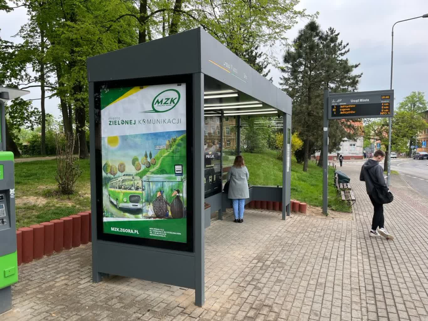 W Zielonej Górze staną nowoczesne wiaty przystankowe Radio Zachód - Lubuskie