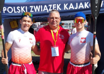 W "Nadziejach Olimpijskich" gorzowscy kajakarze się liczą 12 Bartosz Kulpa i Maciej Bargiel wraz z klubowym trenerem Markiem Bohdziunem