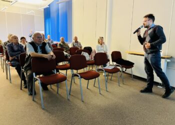 Co wiemy o przedwojennym Polskim Radiu ? 15 Co wiemy o przedwojennym Polskim Radiu ? Radio Zachód - Lubuskie