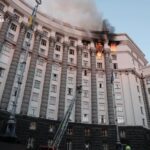 Pożar rządowego budynku w Kijowie Fot. Telegram/Julia Swyrydenko