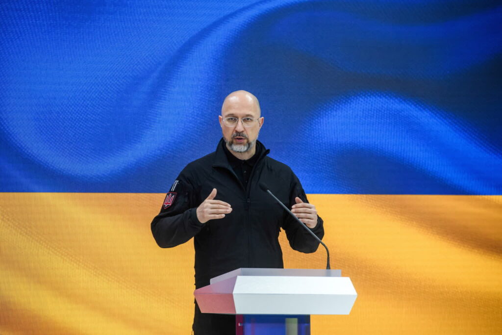 Na zdjęciu Denys Szmyhal, minister obrony Ukrainy (PAP/Vladyslav Musiienko)