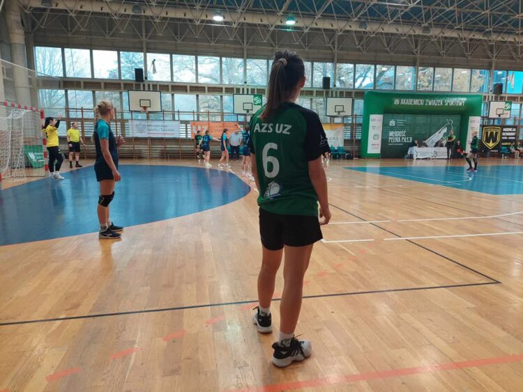 Zwycięski sparing zielonogórskich szczypiornistek Radio Zachód - Lubuskie