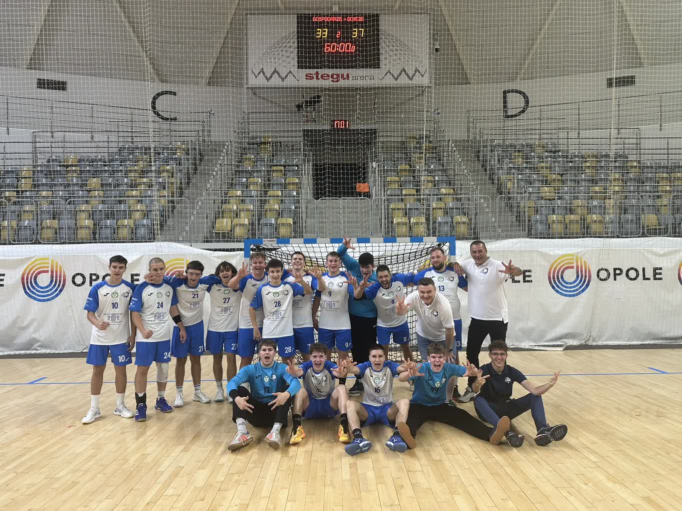 Wygrali młodzi, ale nieco bardziej doświadczeni