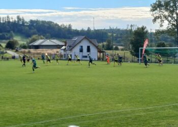 Lechia znakomita w Woliborzu - w 24 minuty kładzie rywala na łopatki! Radio Zachód - Lubuskie