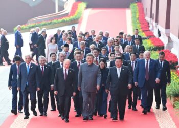 Władimir Putin, Xi Jinping i Kim Dzong Un w drodze na paradę Fot. PAP/EPA/XINHUA/Shen Hong