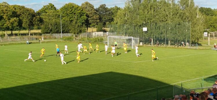 Zorza postraszyła Lechię, ale tylko w I połowie. Potem Lechia się obudziła i awansowała 9 Zorza postraszyła Lechię, ale tylko w I połowie. Potem Lechia się obudziła i awansowała Radio Zachód - Lubuskie