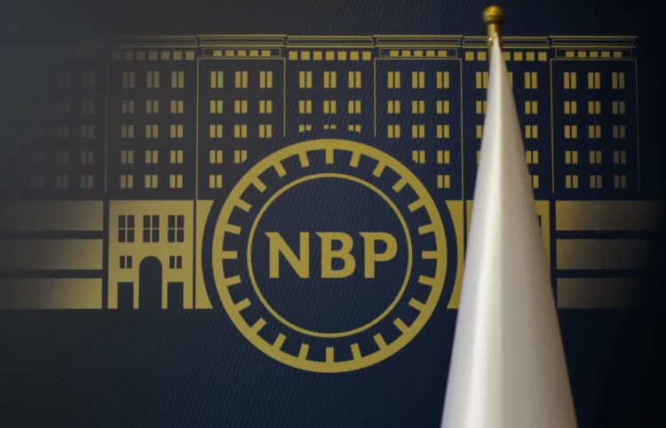 Rada Polityki Pieniężnej obniżyła stopy procentowe o 0,25 pkt. proc. 9 NBP (zdjęcie ilustracyjne). Fot. PAP/Albert Zawada