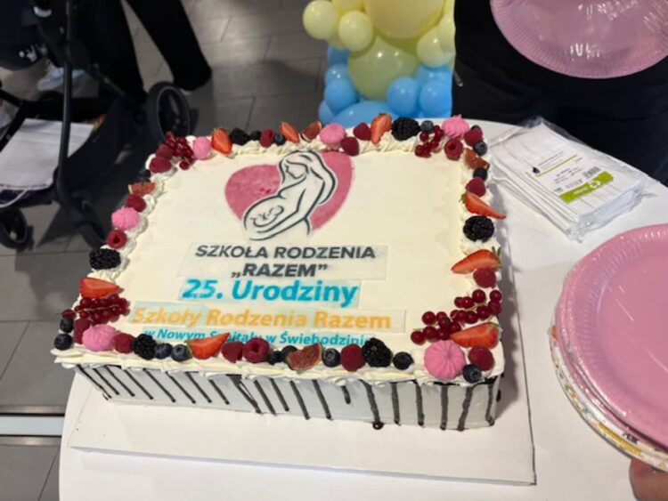 Szkoła rodzenia obchodzi urodziny 9 Szkoła rodzenia obchodzi urodziny Radio Zachód - Lubuskie