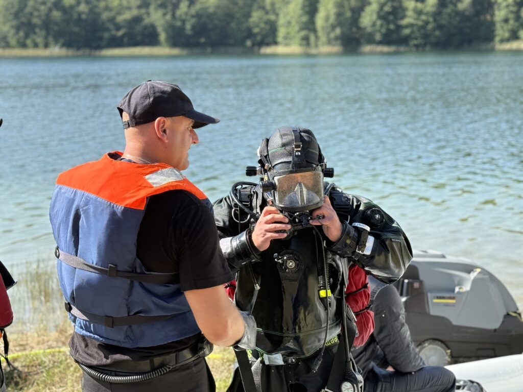 Skażenie jeziora na poligonie w Wędrzynie? [FILM I ZDJĘCIA] Radio Zachód - Lubuskie