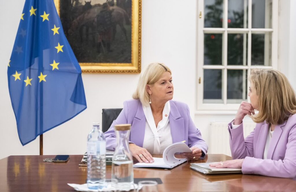 Klaudia Tanner, austriacka ministra obrony (x.com/tannerklaudia)