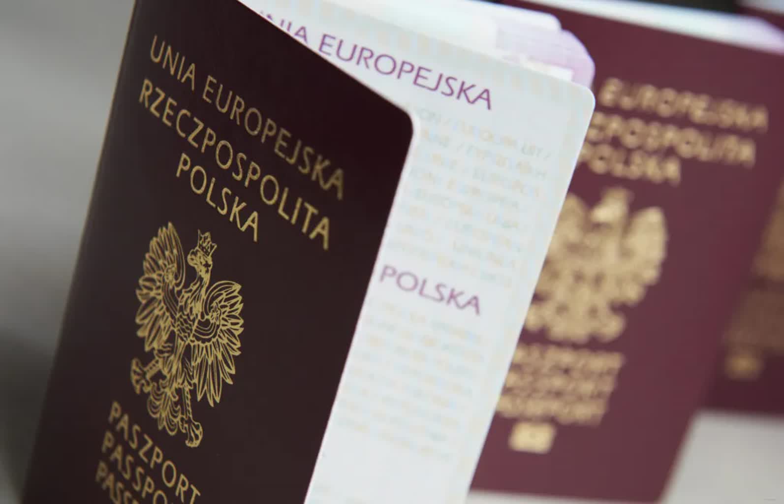 Wydawanie dowodów i paszportów znów możliwe. Przywrócono działanie Rejestru Systemów Państwowych