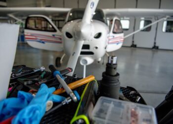 AZL kształci mechaników samolotowych. Rynek potrzebuje tysięcy osób Radio Zachód - Lubuskie