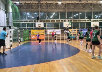 Na inaugurację doświadczenie wygrało z młodością 14 fot. Jakub Lesiński