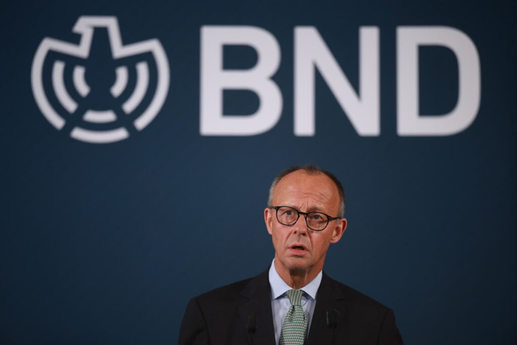 Na zdjęciu niemiecki kanclerz Friedrich Merz (PAP/EPA/CLEMENS BILAN)