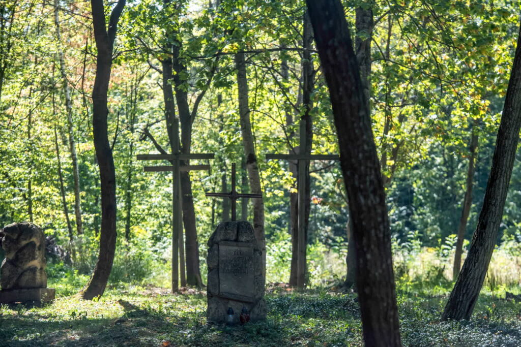 Uroczystości pogrzebowe w Puźnikach 1 Cmentarz w Puźnikach, zdjęcie z 5 września (PAP/Vladyslav Musiienko)