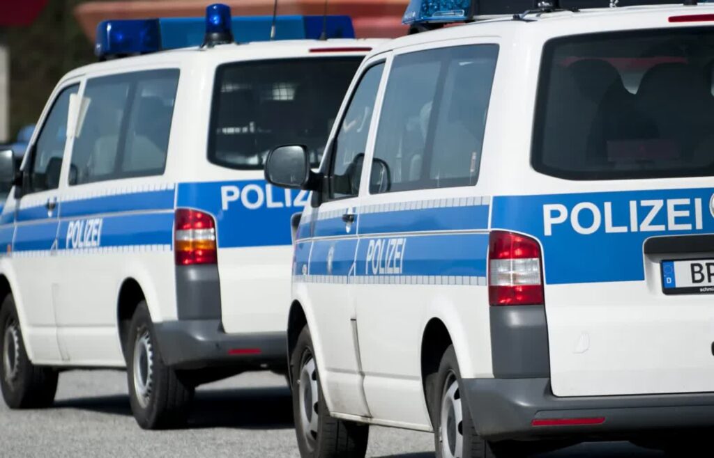 Samochody policyjne Fot. PAP/Tomasz Murański