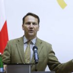 Radosław Sikorski. Fot. EPA/SERGEY DOLZHENKO