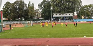 Szalony mecz w Zielonej Górze - rezerwy Lechii wyraźnie pokonują Syrenę Radio Zachód - Lubuskie