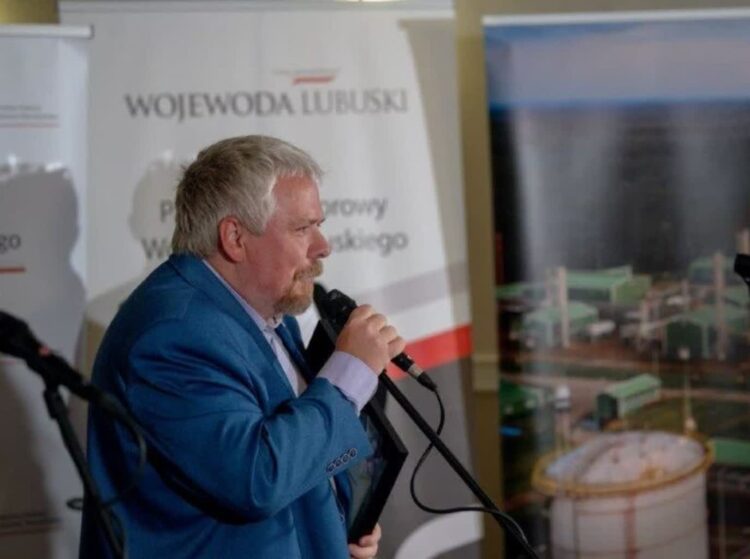 „Plan B” – posłuchaj zwycięskiego reportażu Michała Słobodziana 9 „Plan B” – posłuchaj zwycięskiego reportażu Michała Słobodziana Radio Zachód - Lubuskie