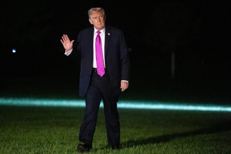 Donald Trump (PAP/EPA/Francis Chung / POOL)