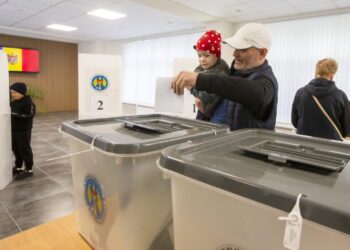 Wybory parlamentarne w Mołdawii. PAP/EPA/DUMITRU DORU