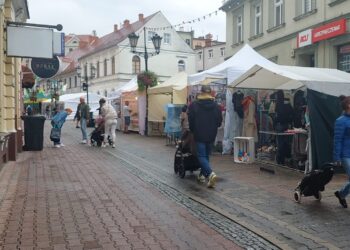 Jarmark Winobraniowy na zielonogórskiej starówce Radio Zachód - Lubuskie