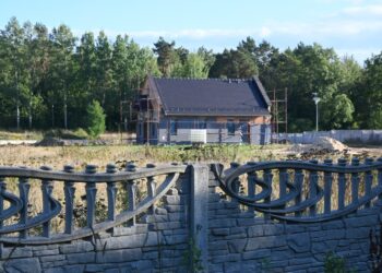 Nowa kaplica przy powstającym cmentarzu w Tomaszowie 16 fot. Urząd Gminy Żagań