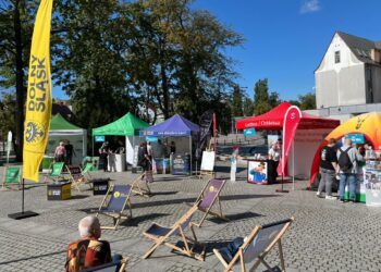 Odwiedź strefę regionów na placu przy pomniku św. Urbana 15 Odwiedź strefę regionów na placu przy pomniku św. Urbana Radio Zachód - Lubuskie