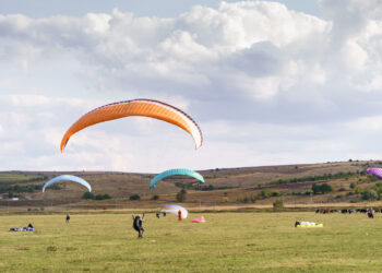 W weekend w Przylepie polsko-niemieckie zawody paralotniarzy Radio Zachód - Lubuskie