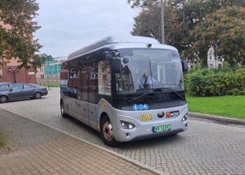 Próbny przejazd minibusów po gorzowskich osiedlach Radio Zachód - Lubuskie