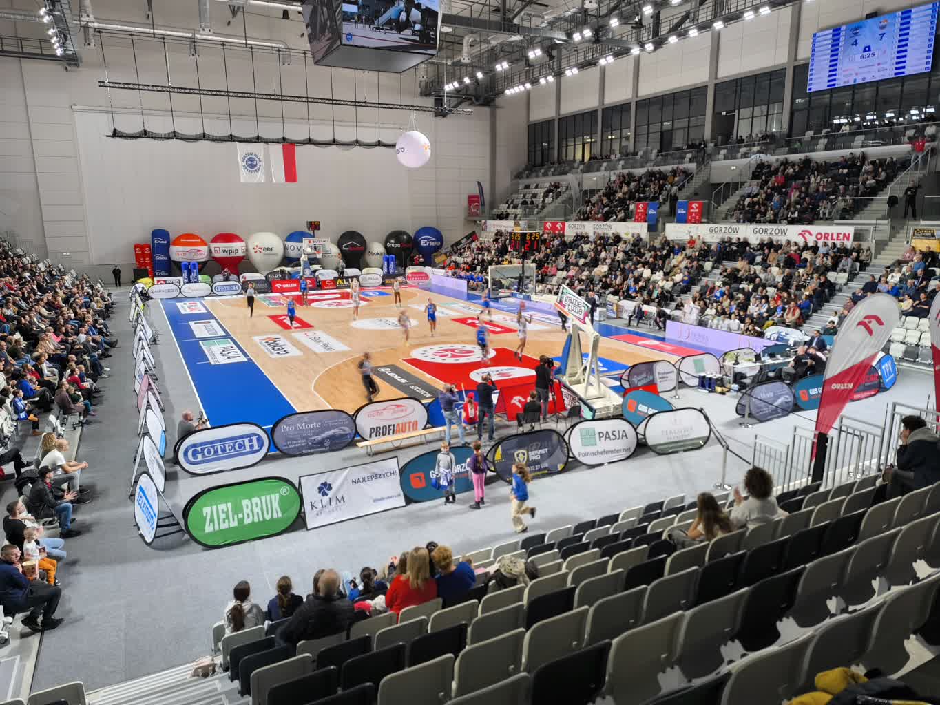 Prezes CSR Słowianka: spółka na minusie, ale bez długów Radio Zachód - Lubuskie