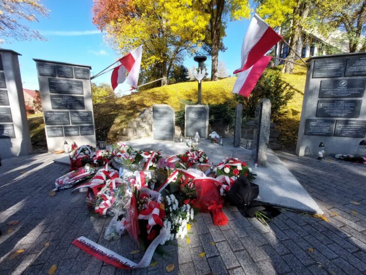 XVII Uroczystości Kresowe w Łężycy [ZDJĘCIA] Radio Zachód - Lubuskie