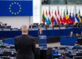 Posiedzenie Europarlamentu (PAP/EPA/CHRISTOPHE PETIT TESSON)