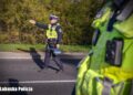 Kiedy jechać, a kiedy stanąć? Zasady kierowania ruchem ręcznym przez policję Radio Zachód - Lubuskie